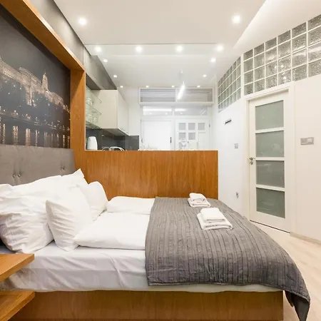 Appartement Retro Dream Near The Danube *